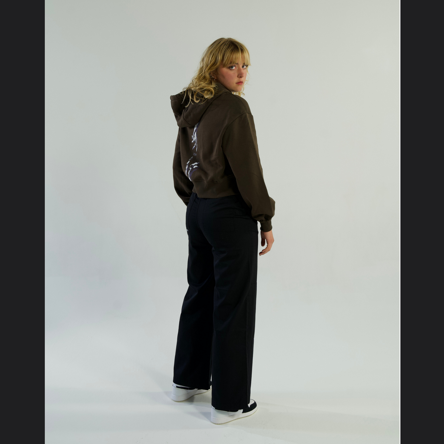Cropped Hoodie Brown