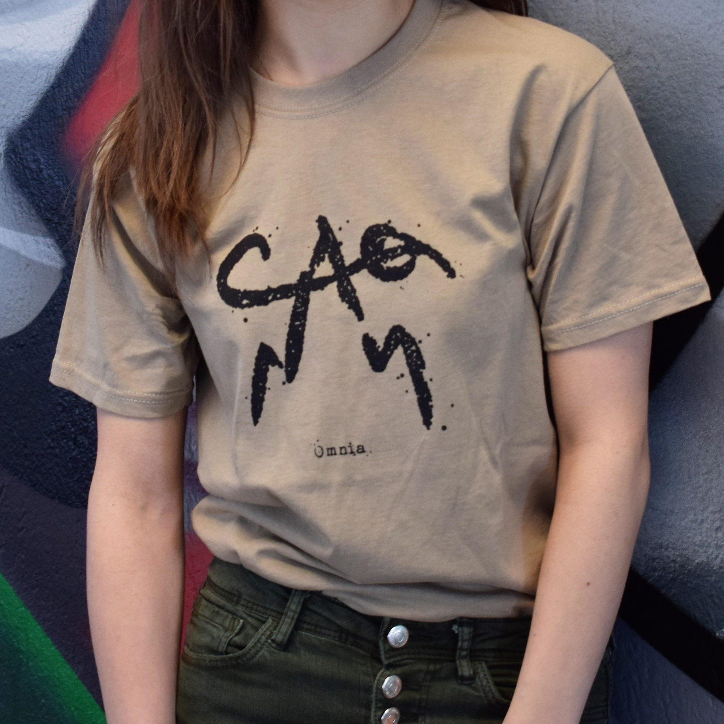 logo tee beige
